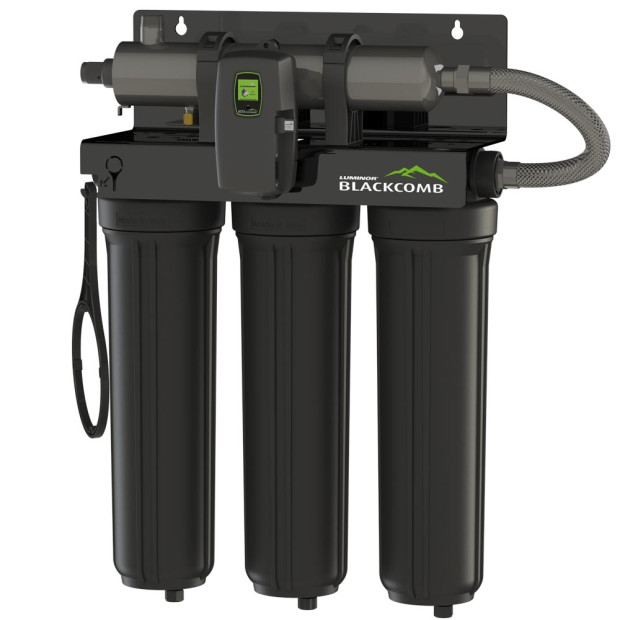 BLACKCOMB Trio UVC-Reaktoranlage 3 Filterstufen für Brunnenwasser (max. 45L/min)