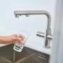 CALABRO 3-Wege-Wasserhahn aus glänzendem Edelstahl mit ausziehbarer Brause